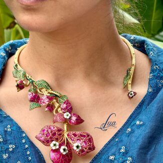 BOUGAINVILLEA DREAM NECKLACE